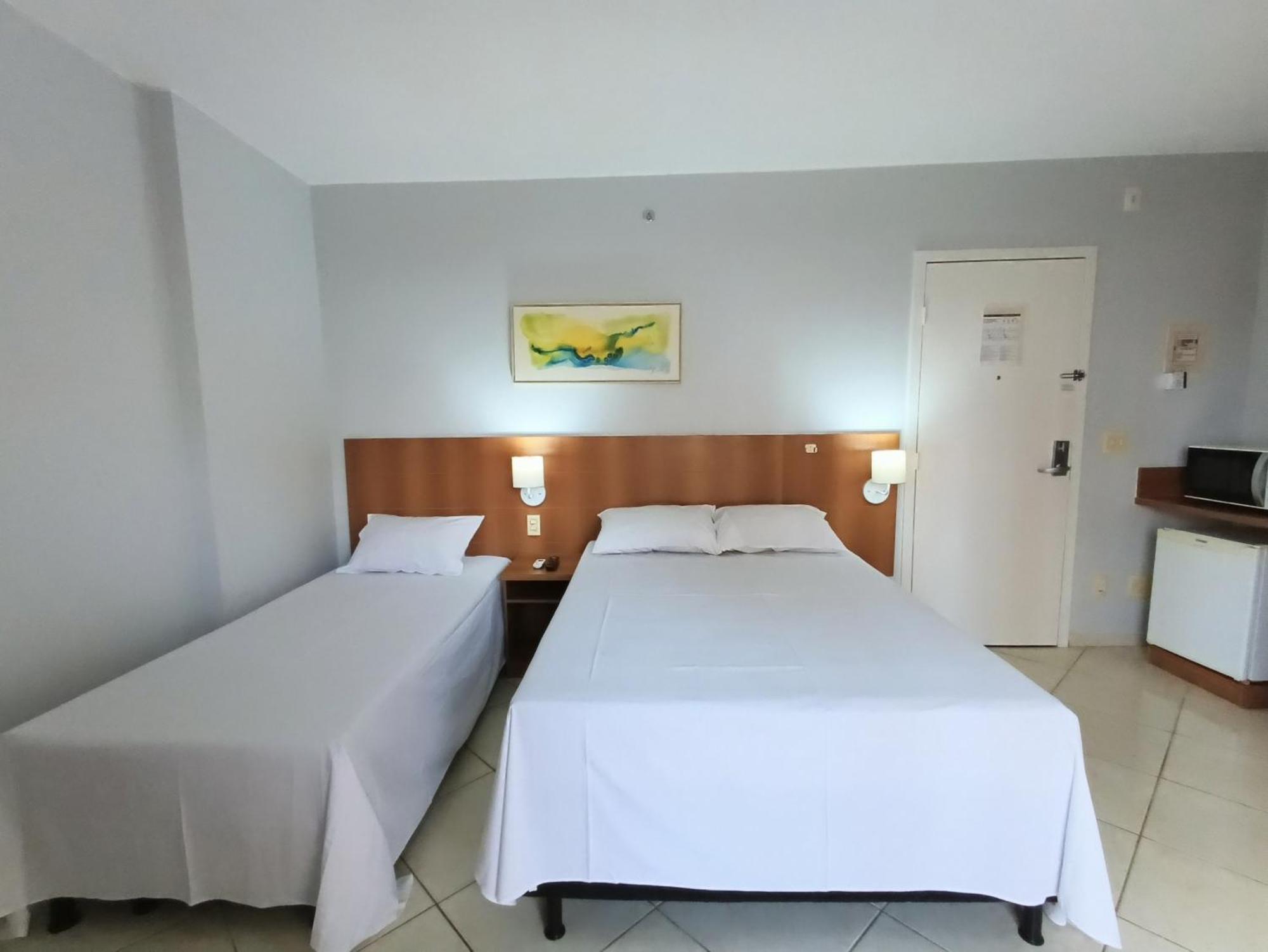 Flat Com Parque Aquatico Lejlighedshotel Caldas Novas Eksteriør billede